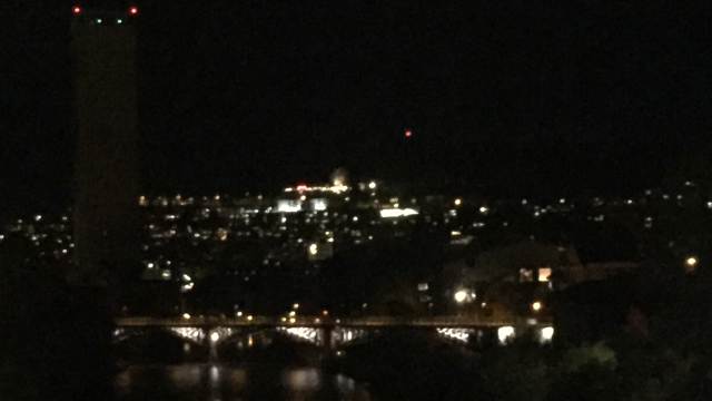 sieben Uhr
